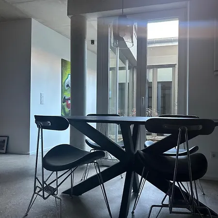 Maeaekuh I Loft I Wohnen Am Flosshafen アパート